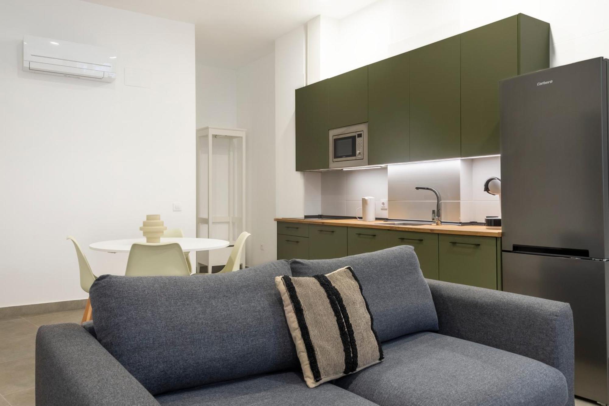 Apartamentos La Tahona Кадис Екстериор снимка
