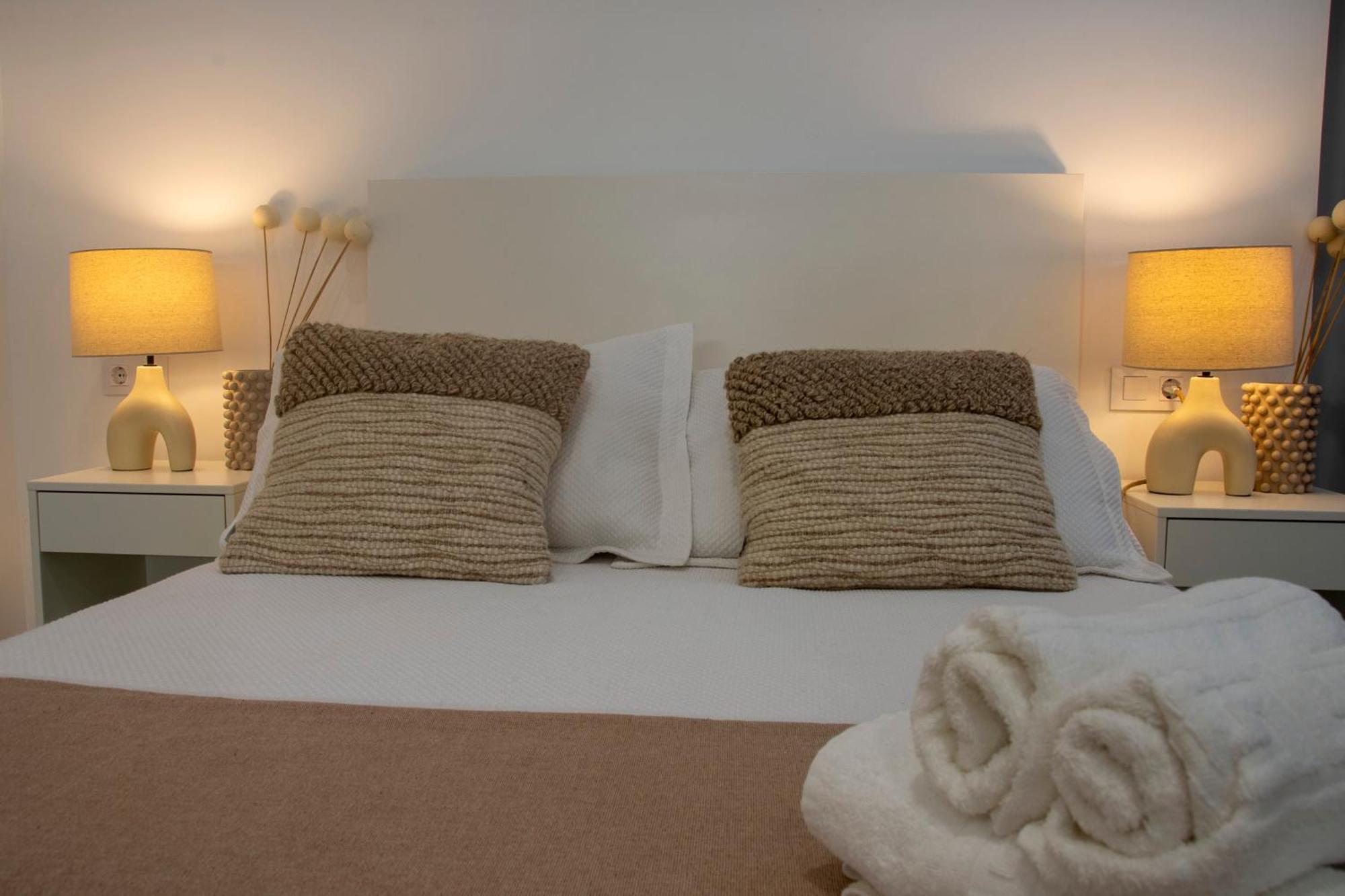 Apartamentos La Tahona Кадис Екстериор снимка